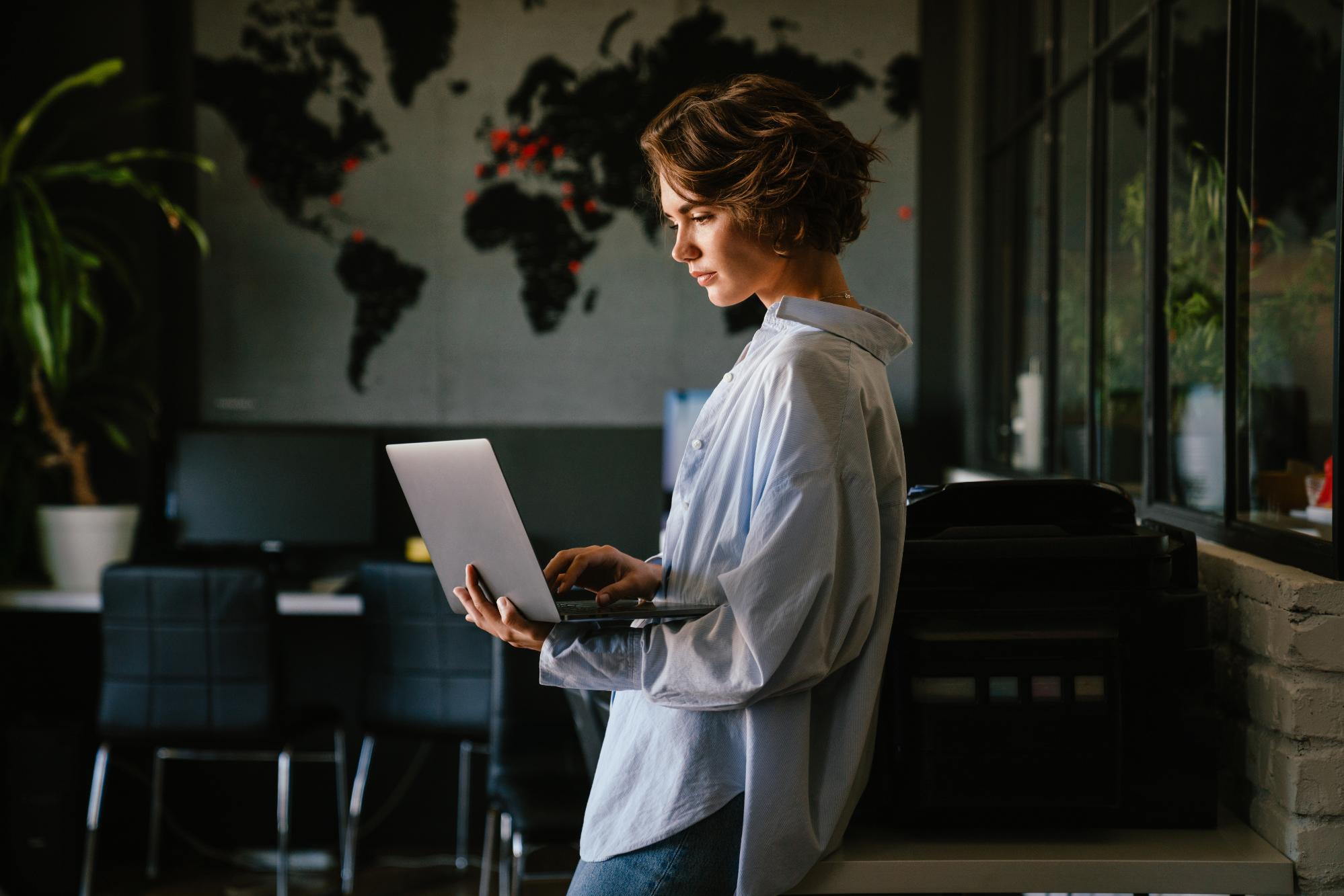 Business woman working on computer 